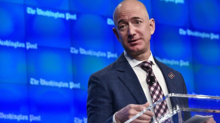 bezos jeff washington post 01282016 GettyImages 507317040