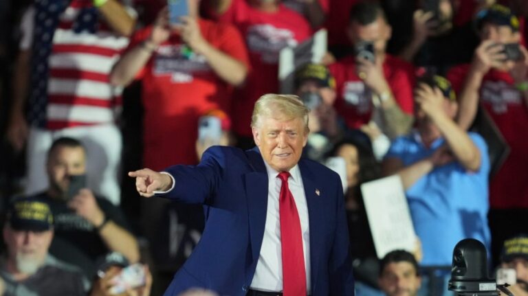 Trump Michigan 04292025