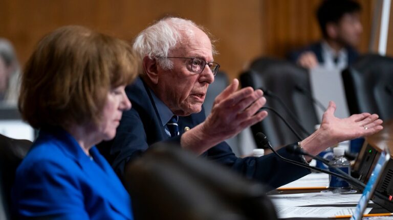 sandersbernie 032525gn01 w