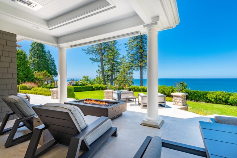 luxury re iStock 2104440572 1
